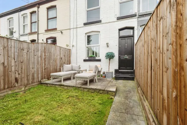 Norris Bank Terrace, Stockport, Greater Manchester, SK4, photo 1