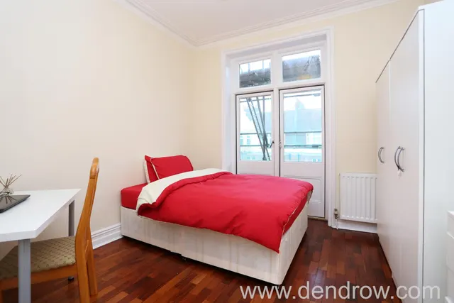 Photo 3 — Lauderdale Road, London, W9 1NQ