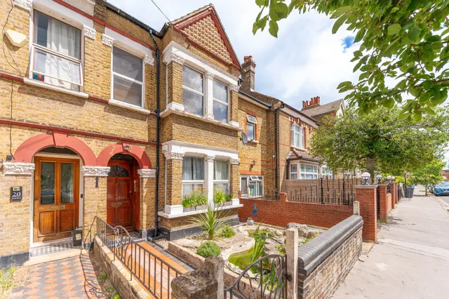 London, SE25, photo 1
