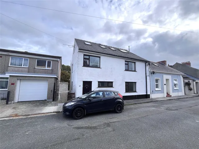 Owen Street, Pembroke, SA71, photo 1