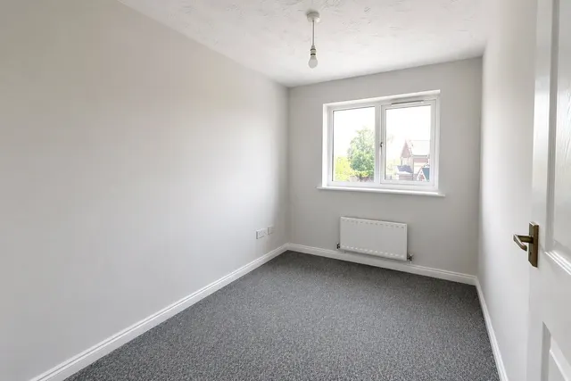 Photo 2 — Portchester Close, Peterborough, Cambridgeshire, PE2