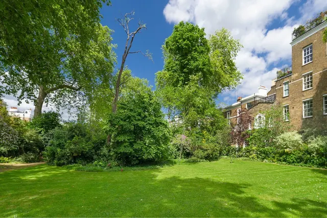 Photo 2 — Lansdowne Road, Notting Hill, London, W11 3AG