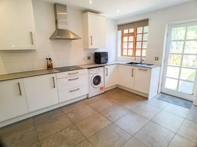 Chapel Lane, Granby, NG13, photo 3