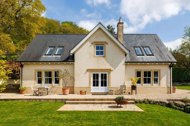 Winsley Hill, Limpley Stoke, Bath, Wiltshire, BA2 7JL, photo 1