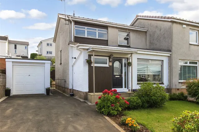 Comyn Drive, Wallacestone, Falkirk, Stirlingshire, FK2, photo 1