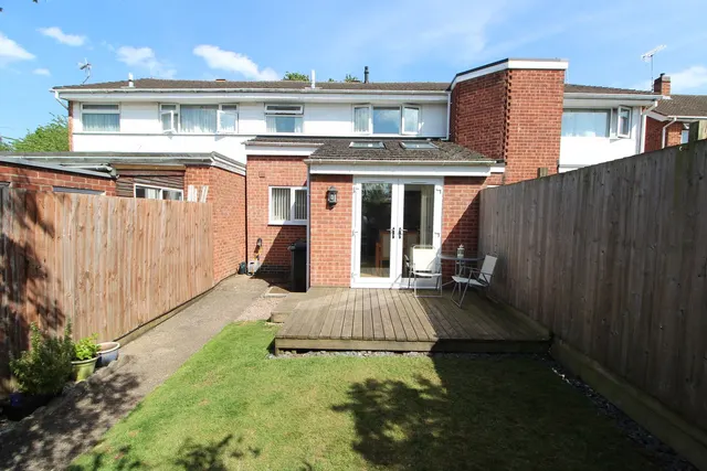 Winslow Drive, Wigston, photo 2