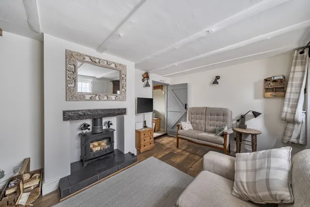 Malthouse Cottages The Street, North Warnborough, Hook, RG29 1BE, photo 1