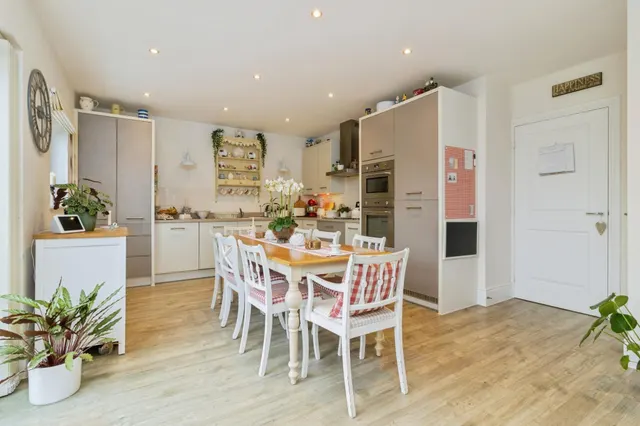 Primrose Drive, Newton Abbot, TQ12, photo 2