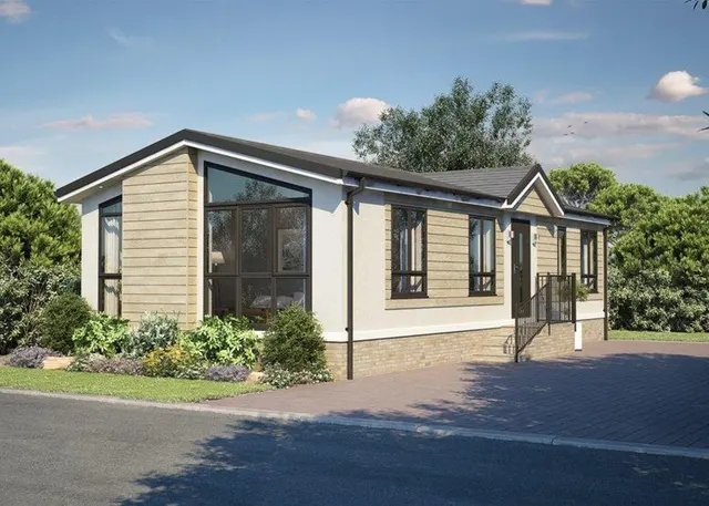First Avenue, Garston Park, RG31, photo 1