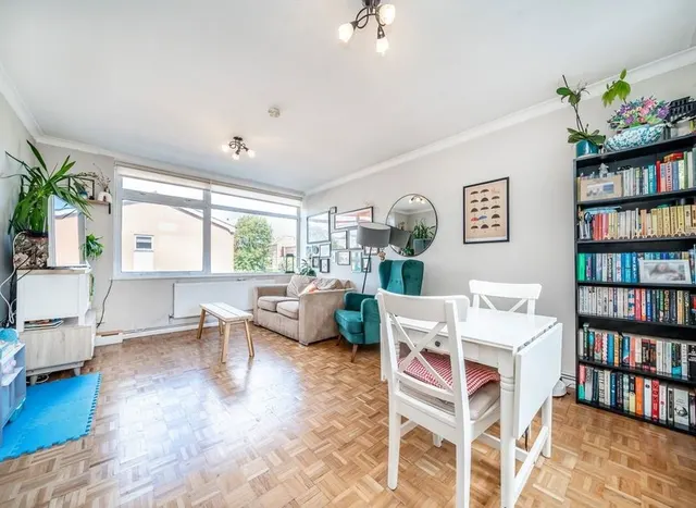 Photo 2 — College Road, Isleworth, TW7