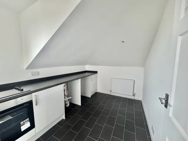 St. Andrews Road, Southsea, PO5, photo 2