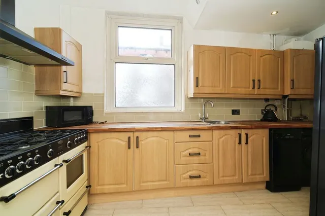 Photo 3 — Kershaw Street, Shaw, Greater Manchester, OL2