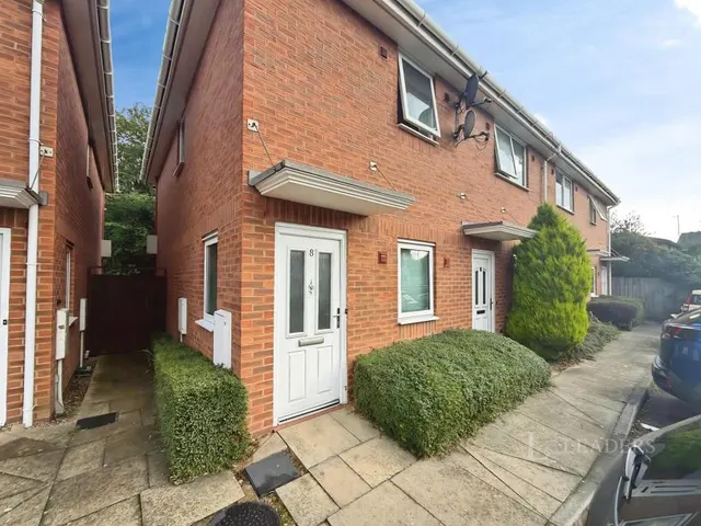 Hagley Road West, Oldbury, B68, photo 2