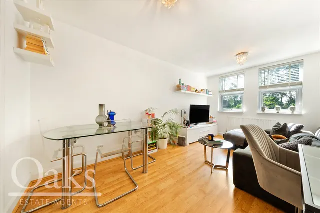 Burgoyne Road, South Norwood, SE25, photo 1