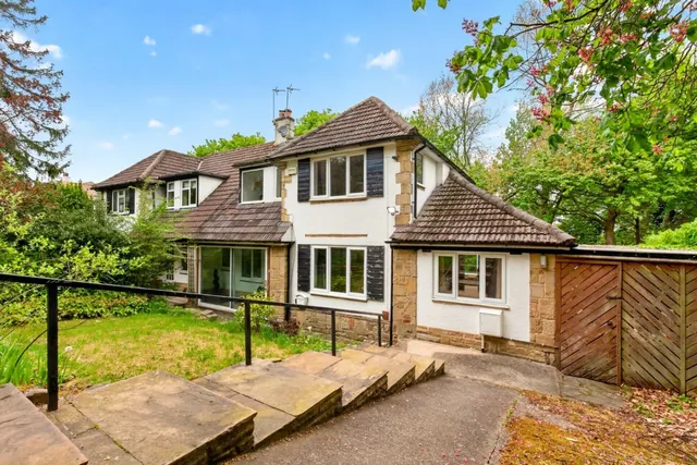 Oakdale, Harrogate, photo 1