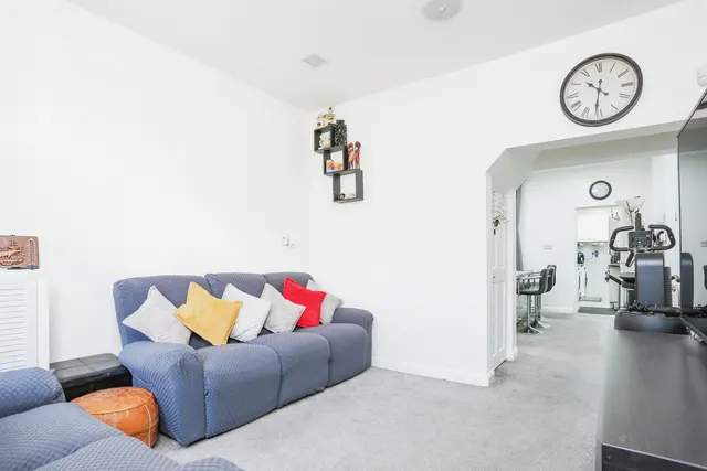 Thurlby Road, Leicester, LE5, photo 3