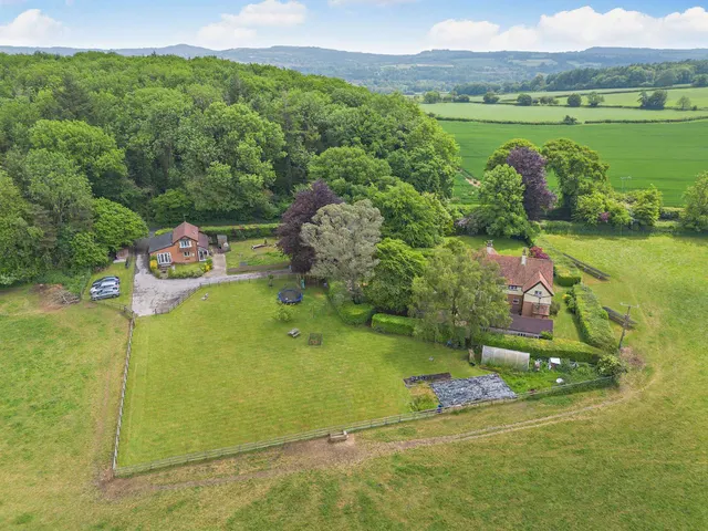 Winsham, Chard, TA20, photo 1