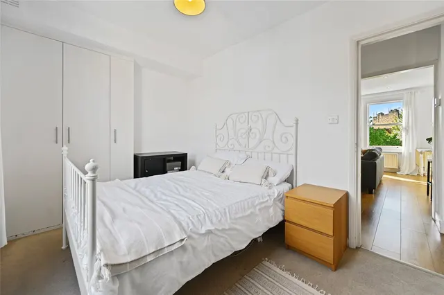 Photo 3 — Westwick Gardens, London, W14