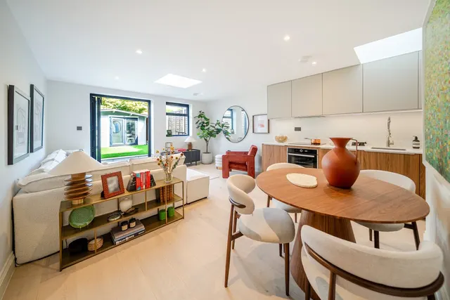 Standen Road, Southfields, SW18, photo 2