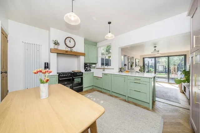 Richmond Park Road, KT2, photo 2