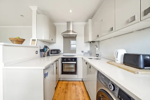 Eardley Crescent, London, SW5, photo 3