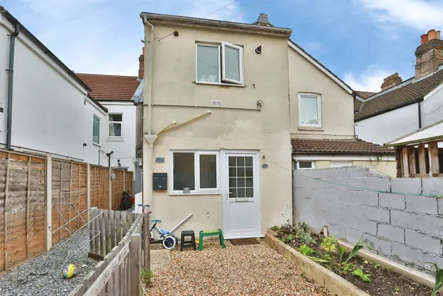 Palmerston Road, Bournemouth, BH1, photo 1