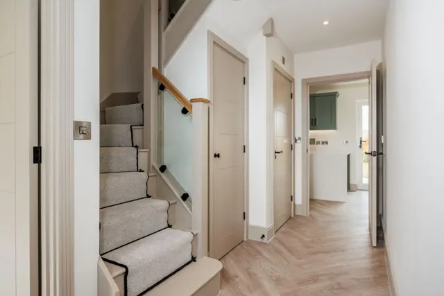Oaks Drive, St. Leonards, BH24, photo 3