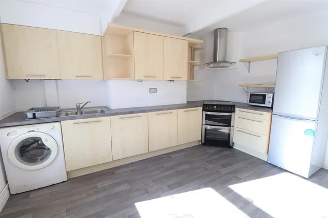 Woodland View, Calverley, LS28, photo 2