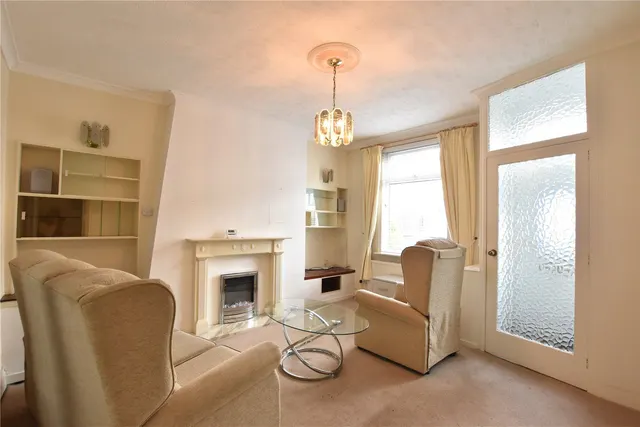 Claybank Street, Heywood, OL10, photo 3