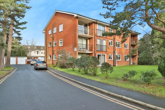 Dean Park Road, Bournemouth, photo 1