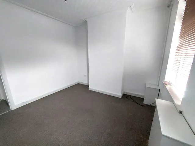 Photo 3 — Bycars Road, Stoke-on-Trent, ST6
