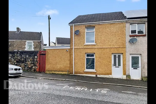 Mysydd Road, photo 1