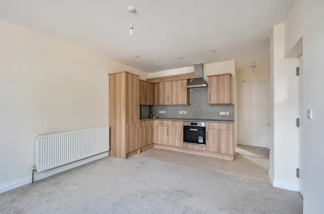 Archers Road, Eastleigh, SO50, photo 3