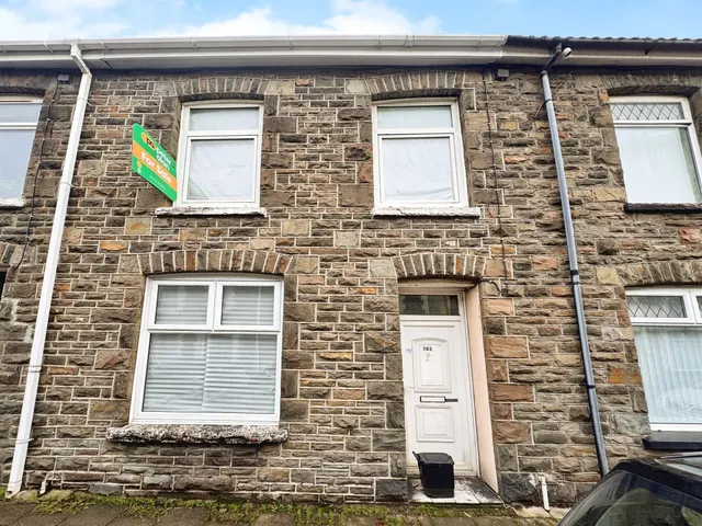 Robert Street, Pontypridd, CF37, photo 2