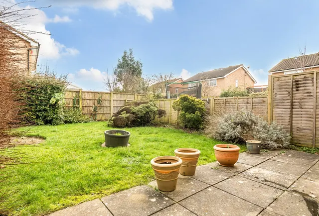 Photo 3 — Homeleaze Road, Bristol, BS10 6BZ