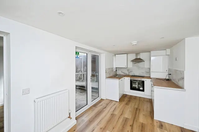 Diamond Avenue, Kirkby-in-Ashfield, NG17, photo 2