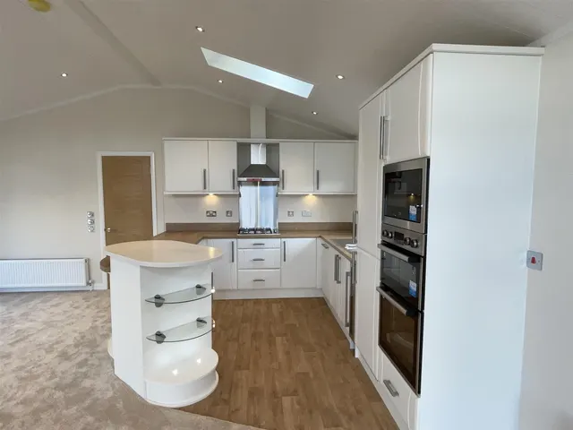 Wateringbury Road, East Malling, ME19, photo 3