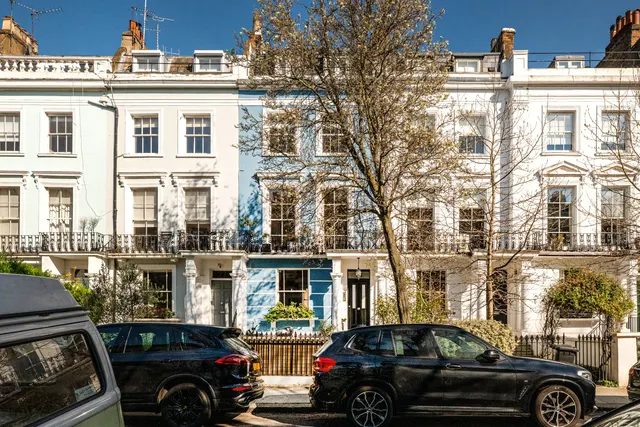 Photo 3 — Sutherland Place, Notting Hill, London, W2 5BZ