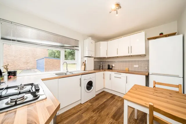 Staveley Gardens, W4, photo 2