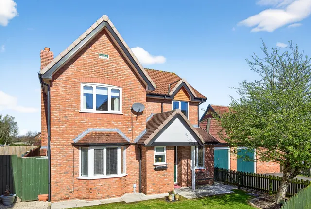 White Hart Gardens, Northwich, CW8, photo 1