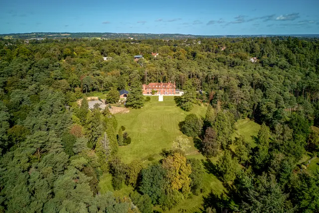 Frensham Park Manor, Farnham, Surrey, photo 1
