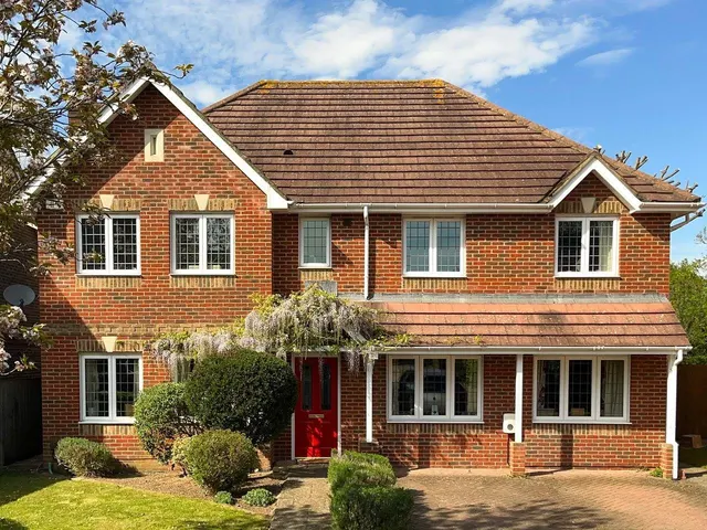 Kenny Drive, Carshalton, SM5 4PH, photo 1