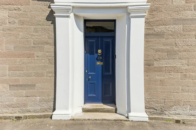James Street, Perth, PH2, photo 2