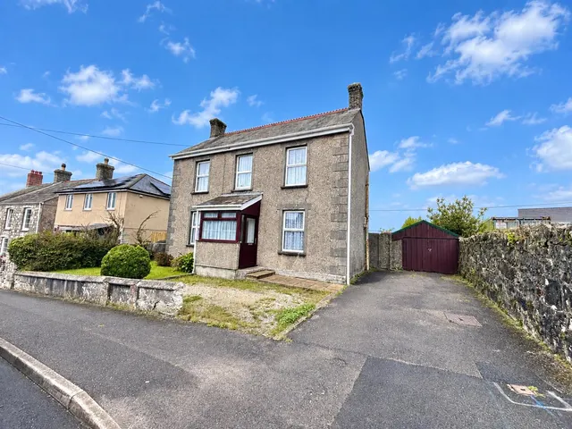 Trelavour Road, St. Dennis, photo 1