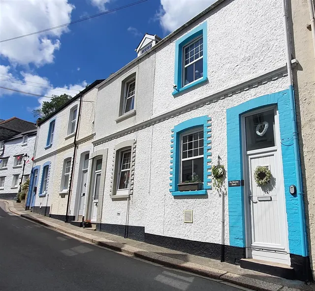 North Street, Fowey, photo 1