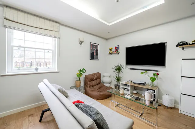 Nightingale Road, Guildford, GU1, photo 3