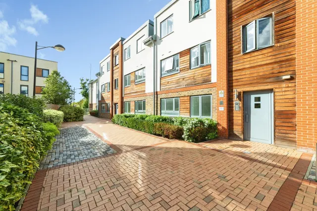 The Waterfront, Hertford, SG14, photo 1