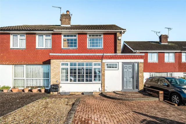Iron Mill Lane, Crayford, DA1, photo 1