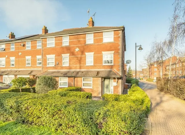 Massingberd Way, Tooting Bec, SW17, photo 1