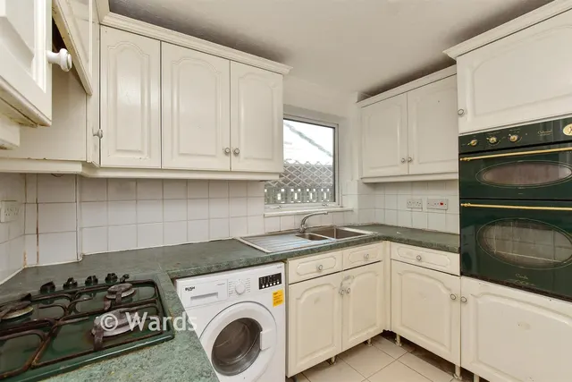 Court Lodge Road, Gillingham, ME7, photo 3
